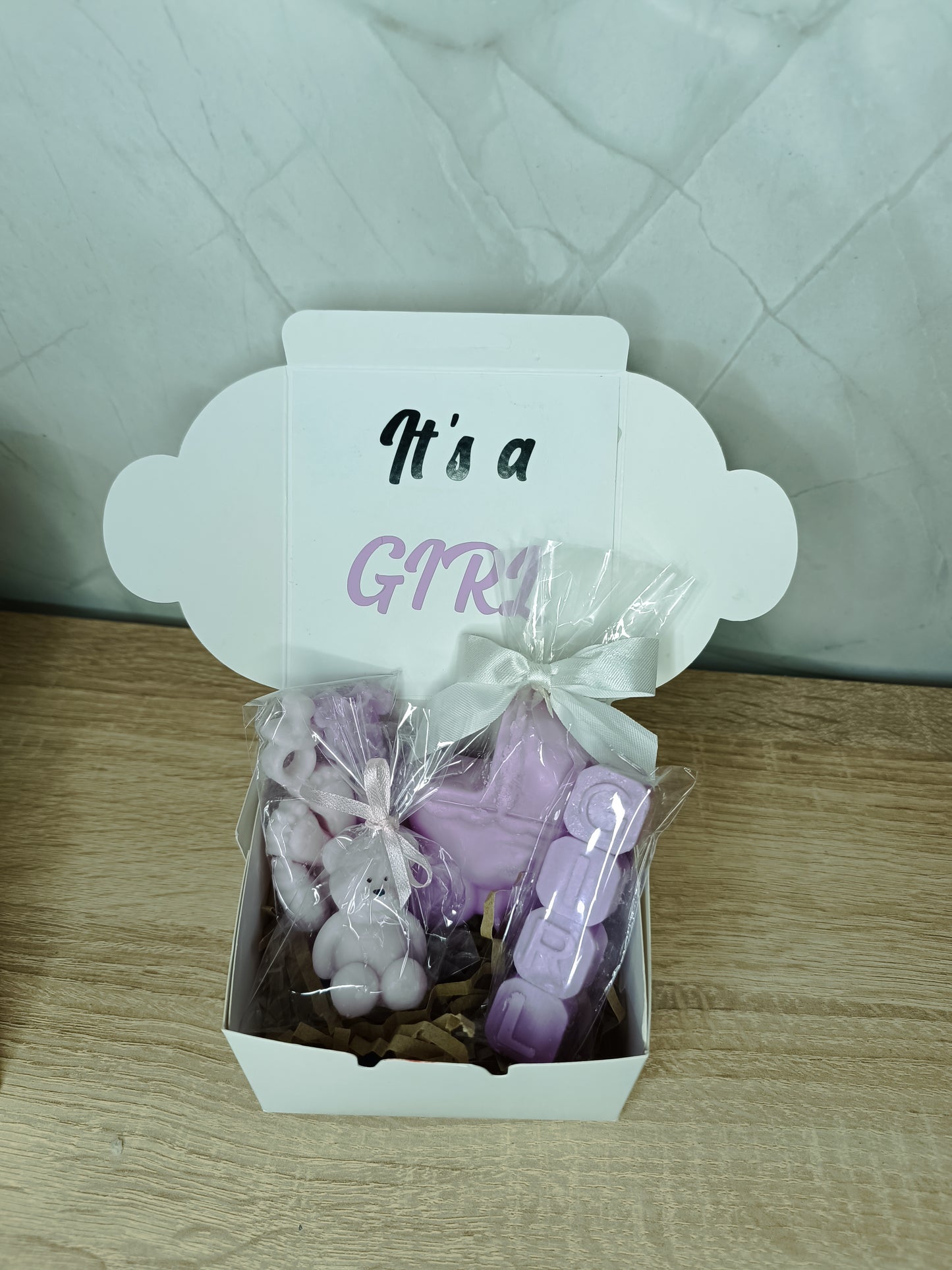 Gender reveal box